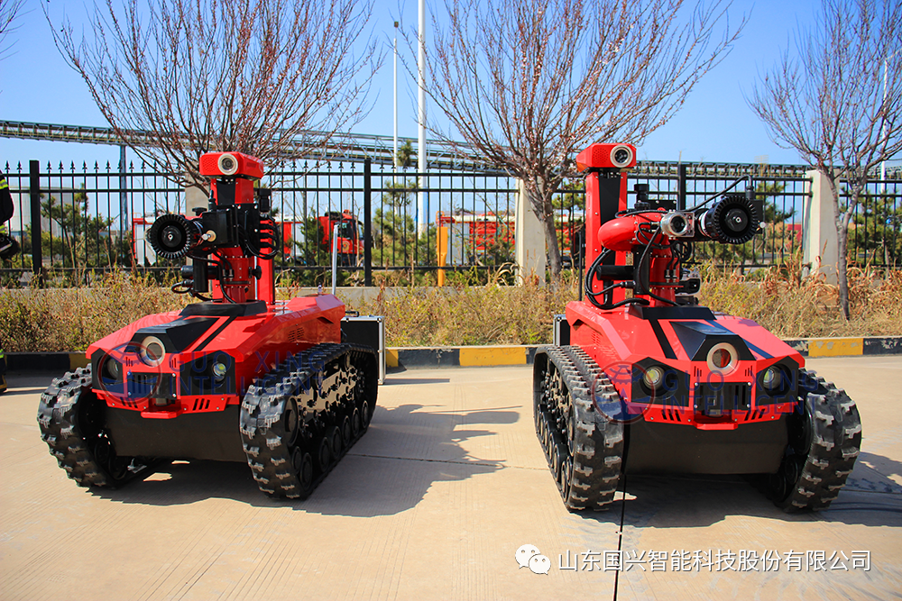 Robot Pemadam Kebakaran Tahan Ledakan untuk Ladang Minyak