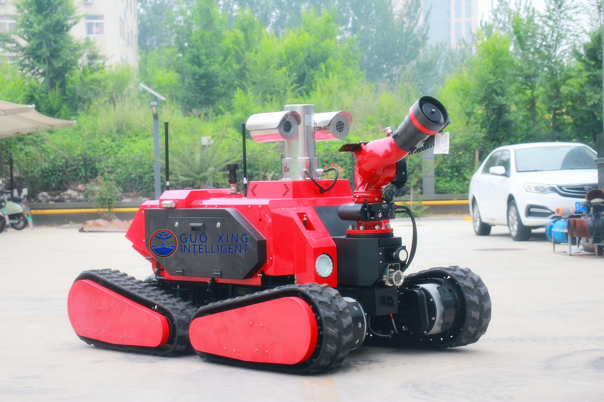 Robot pemadam kebakaran GUOXING