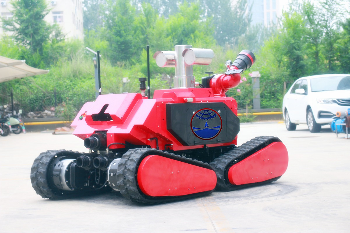 Robot pemadam kebakaran GUOXING